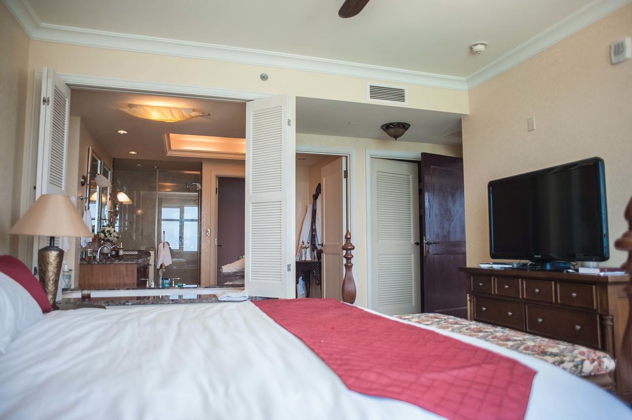 Palmyra Luxury Beach Condos Montego Bay Exterior photo
